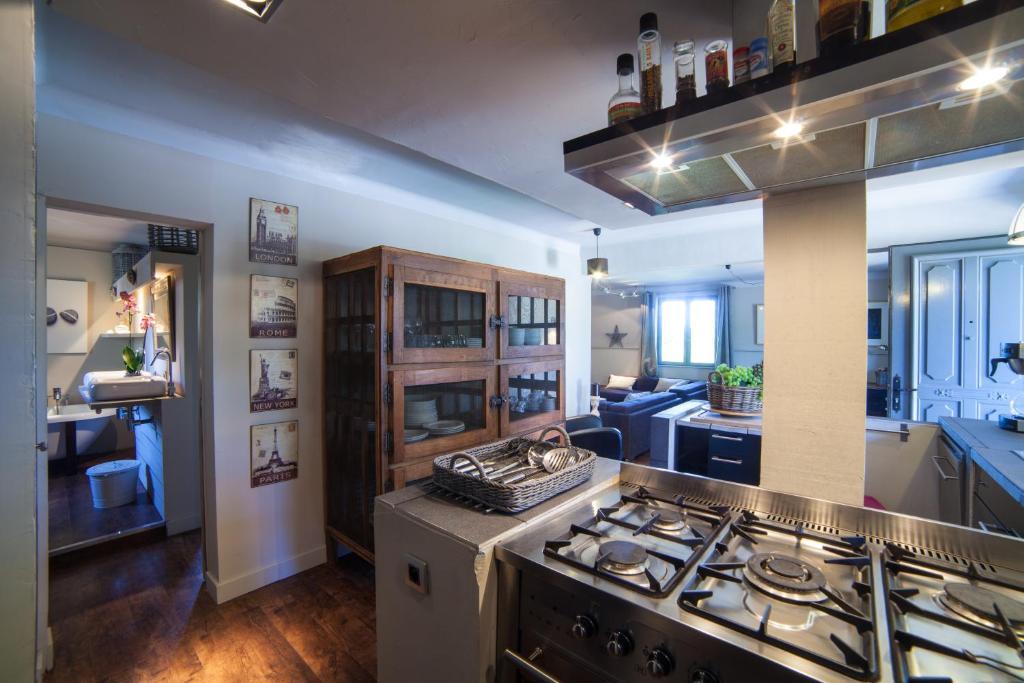 L'Auberge De L'Aubergine Eygalières Habitación foto