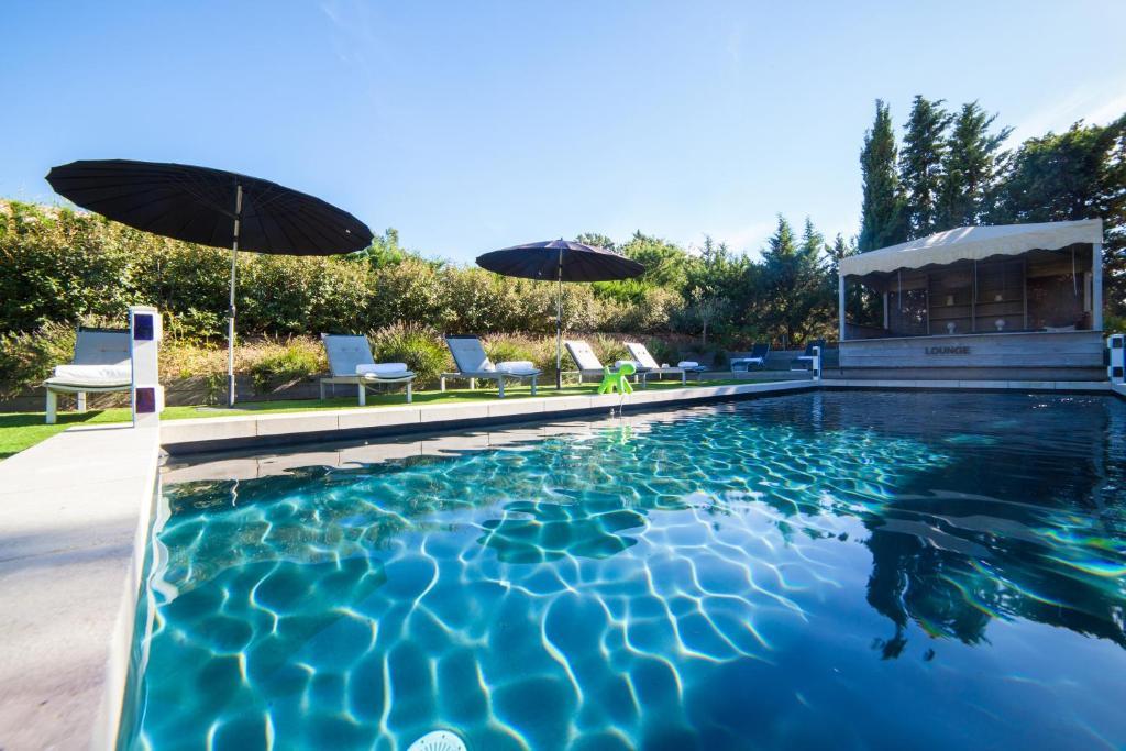L'Auberge De L'Aubergine Eygalières Habitación foto